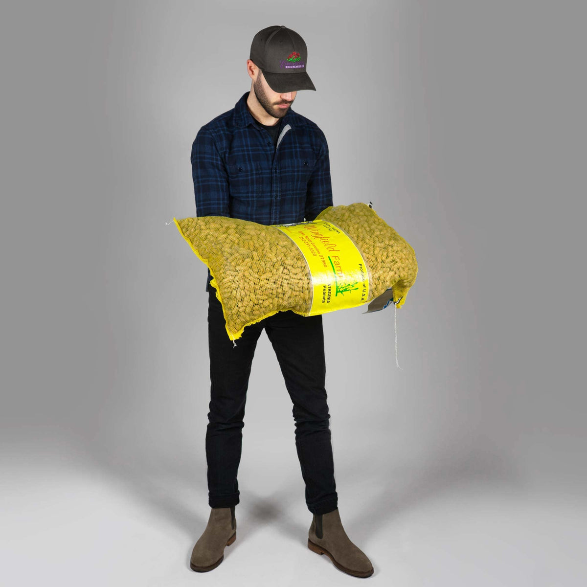 25 lb Animal Peanuts U51497