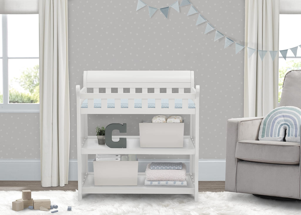 White Changing Table with Changing Pad T1164