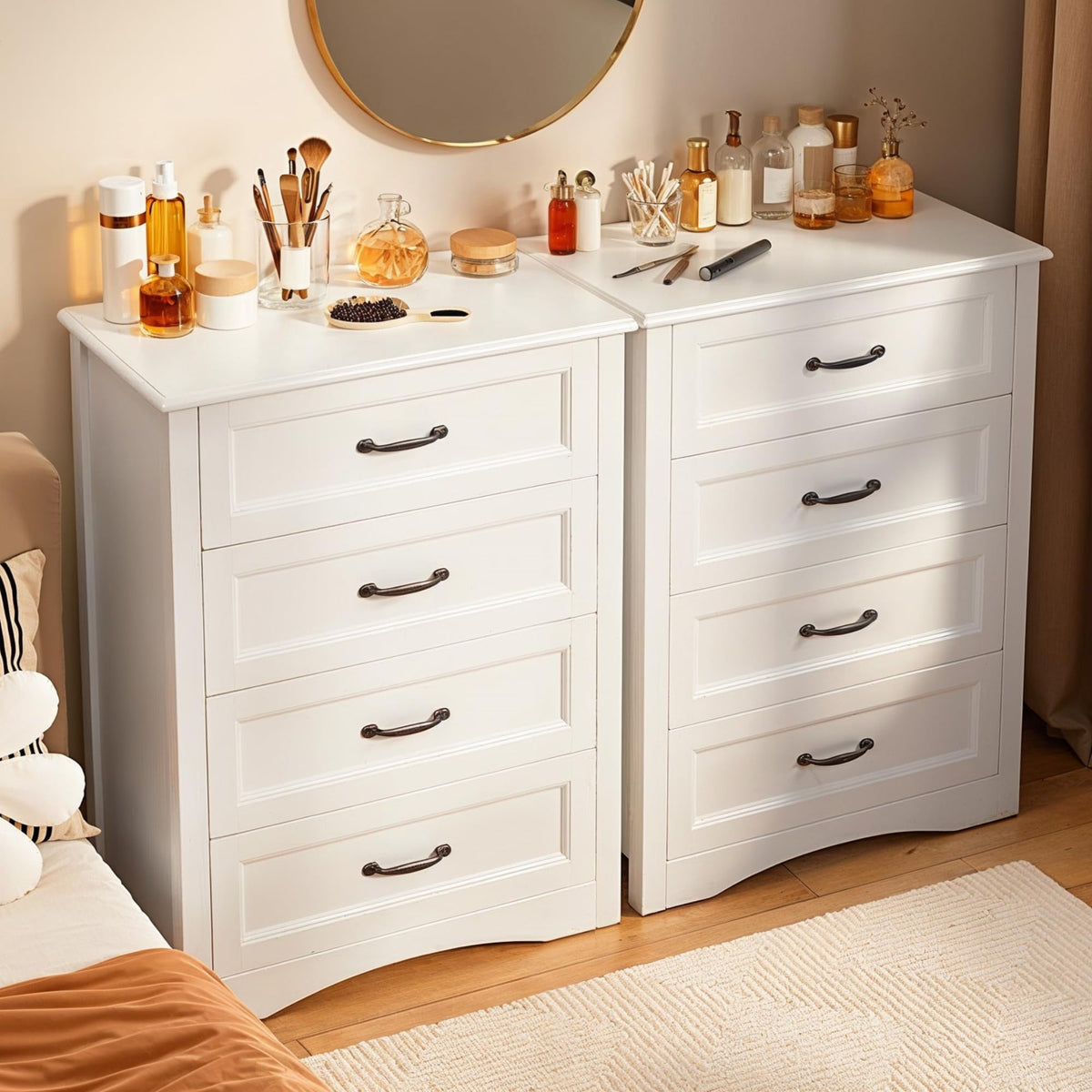 White 4 Drawer Wood Dresser T5816