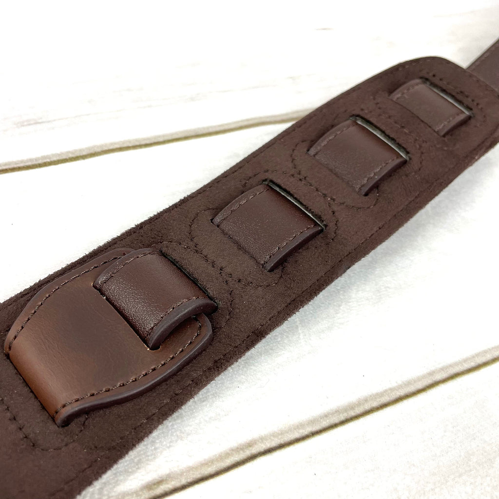 Sunburst Finish Guitar Strap with Pick Pockets & Padded Velour Back Q640638