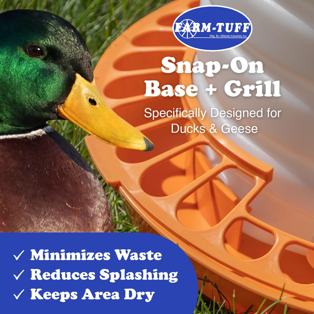 5 Gallon BPA-Free Plastic Poultry Waterer M4846